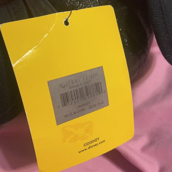 Minnie Mouse hat❤️ - Picture 3 of 4